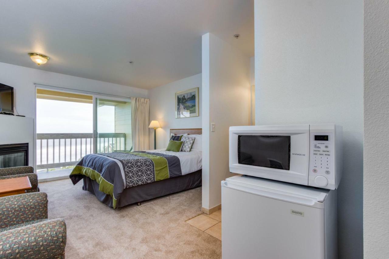 Sandstone Point Hotel Lincoln City Oda fotoğraf